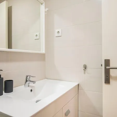 Apartament Guestready - Industrial 2 Bedroom Near Miradouro Do Monte Agudo *